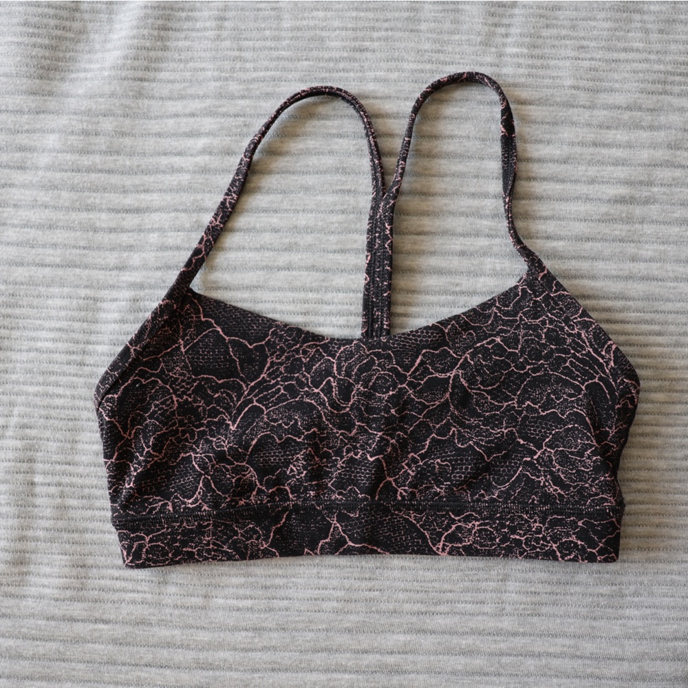 lululemon flow y bra nulu